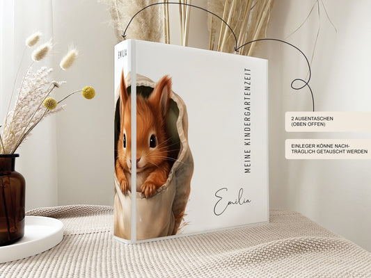 Kindergarten Ordner "Eichhörnchen" personalisiert mit Namen als Sammelmappe Krippe Schule oder Kita