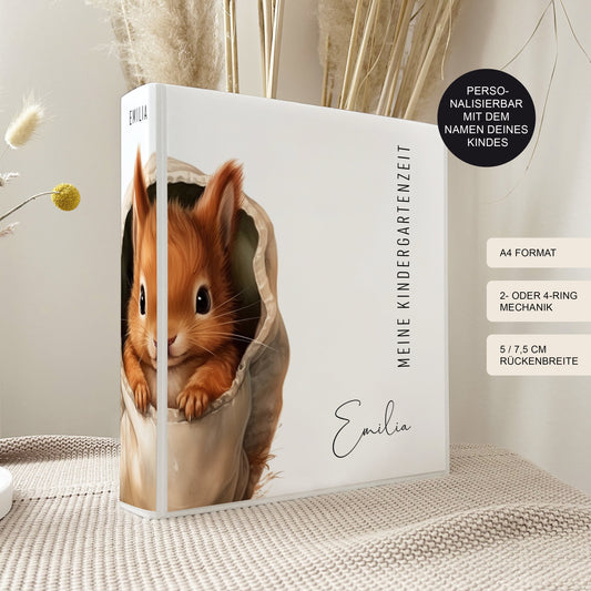 Kindergarten Ordner "Eichhörnchen" personalisiert mit Namen als Sammelmappe Krippe Schule oder Kita