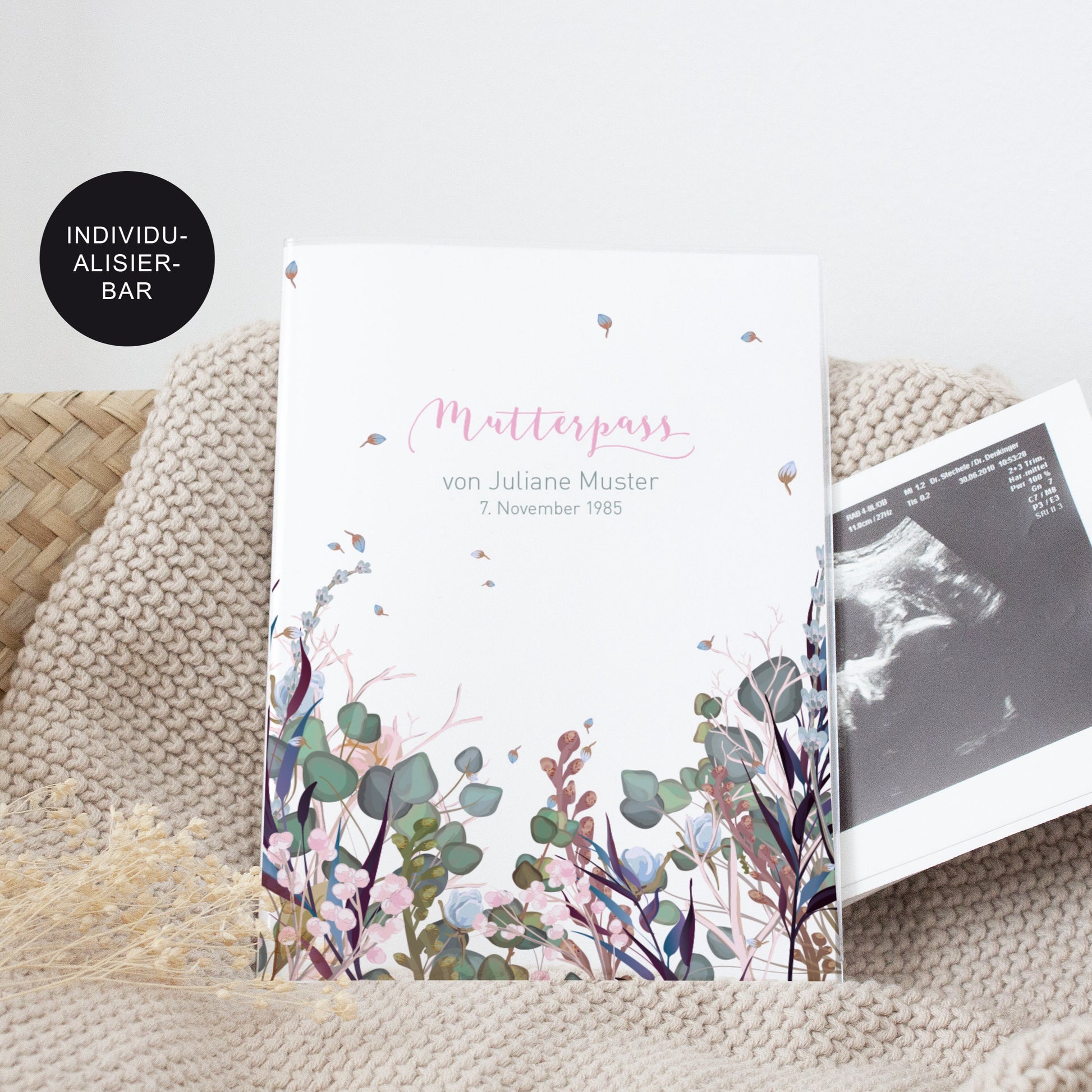 Hülle Mutterpass Eukalyptus personalisiert – Geschenk zur Schwangerschaft